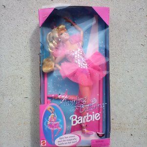 Twirling ballerina Barbie 1995